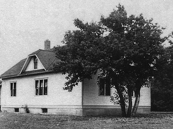 The first Boyne School building