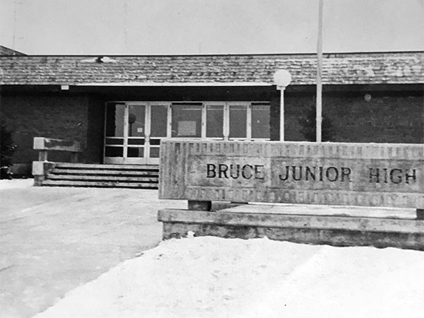 Bruce Junior High School / Bruce Middle School