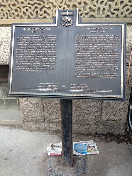 Davis commemorative plaque