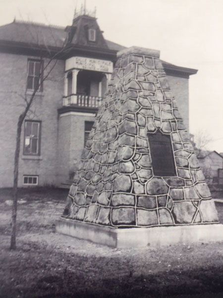 Dawson Road commemorative monument beside Ste. Anne municipal office