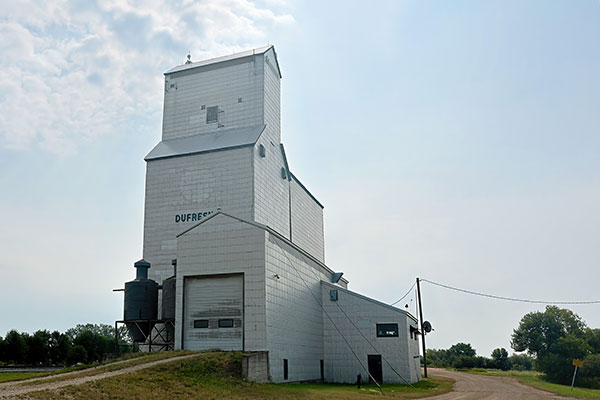 Former Manitoba Pool grain elevator at Dufresne