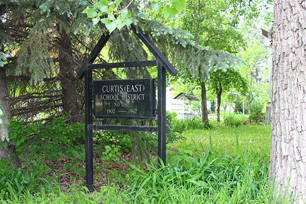 East Curtis School commemorative sign