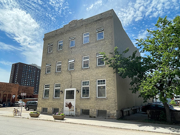 Old House Revival Building