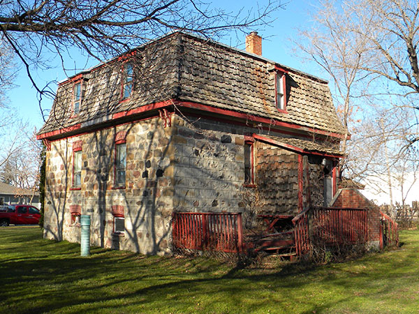 Elliott House