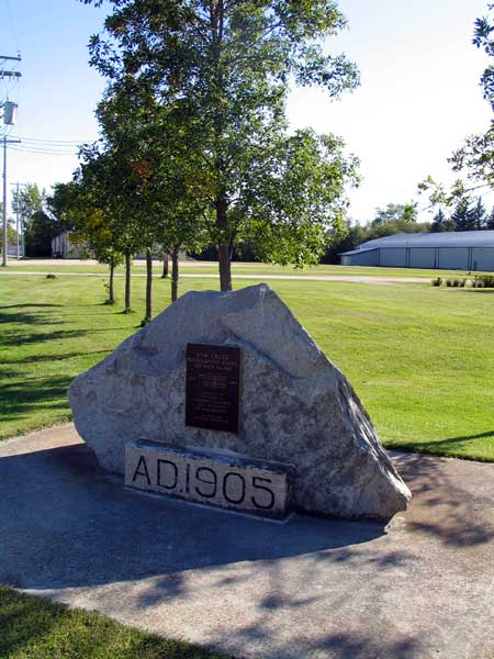 Elm Creek School commemorative monument