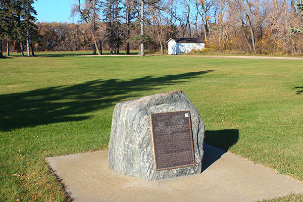 Elsmith School commemorative monument