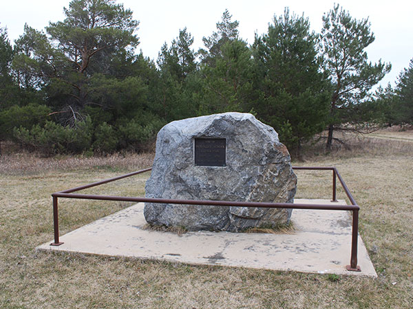 Fair Valley School commemorative monument