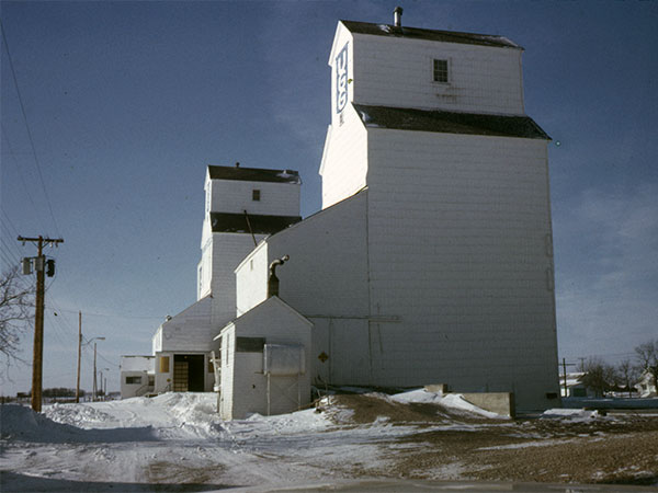 United Grain Growers grain elevators at Fannystelle