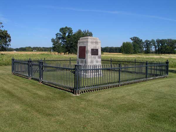 Fort Dufferin commemorative monument