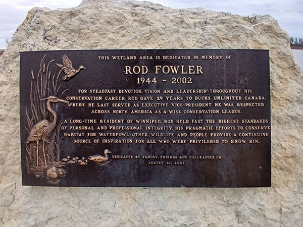 Plaque on Fowler Commemorative Monument