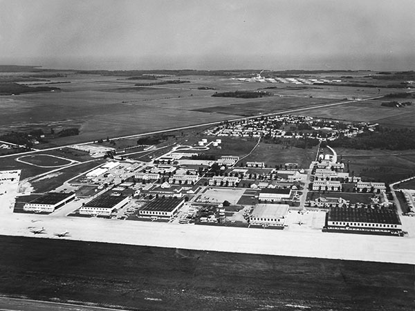Aerial view of Gimli industrial park