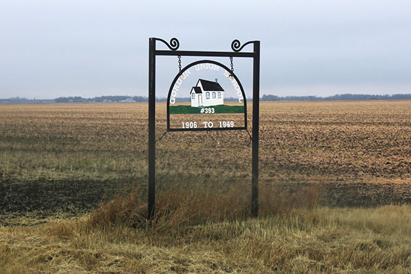 Gordon Union School commemorative sign