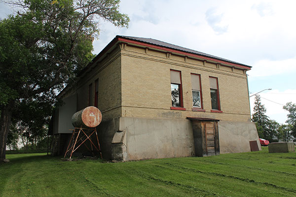 The former Griswold School building