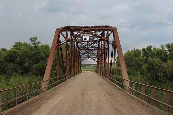 Harrison steel through truss bridge #539 over the Assiniboine River