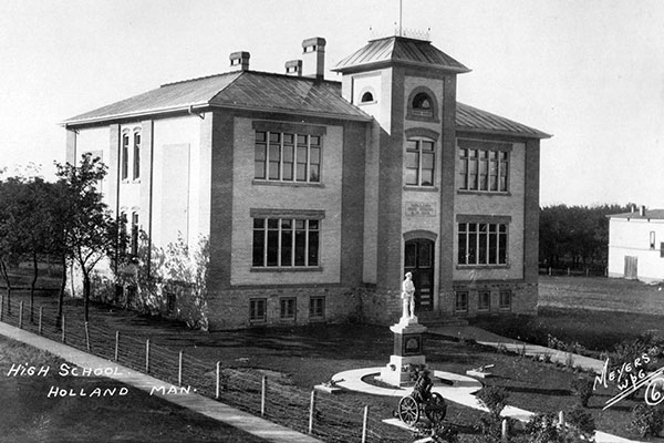 Postcard view of Holland High School, built in late 1913