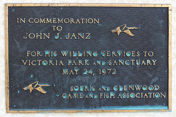 Plaque on the Janz commemorative monument