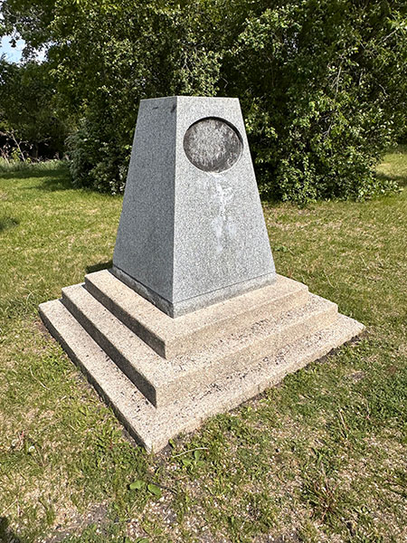 Children’s Hospital of Winnipeg commemorative monument