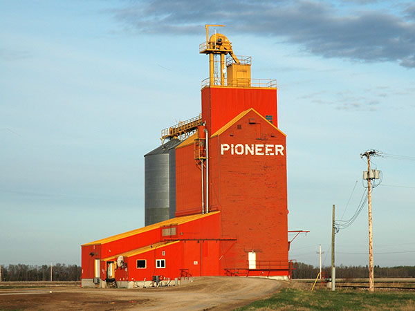Former Pioneer grain elevator at Kenville West