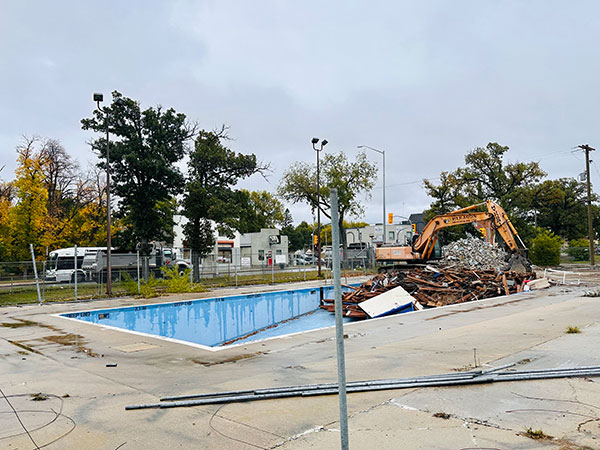 Demolition of Kiwanis Happyland Park