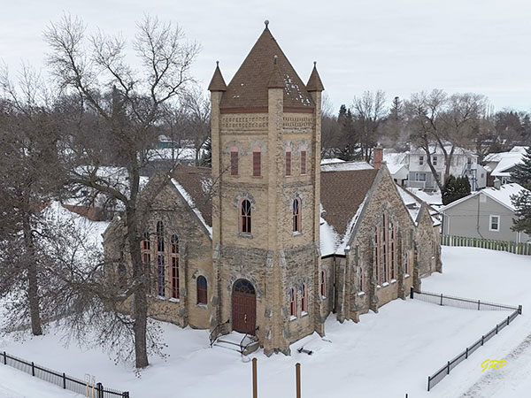 Knox Presbyterian Church in Neepawa