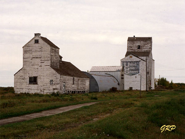 Former United Grain Growers grain elevator at Lac du Bonnet