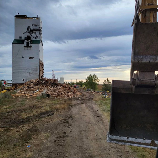 The former Manitoba Pool grain elevator at Lowe Farm