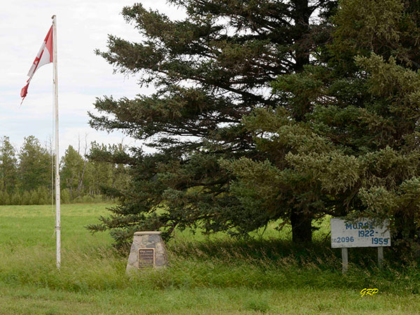 Morse School commemorative monument
