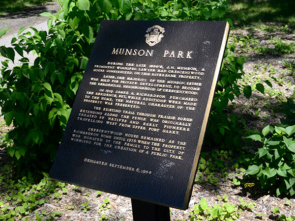Munson Park plaque