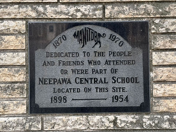 Neepawa Central School commemorative plaque