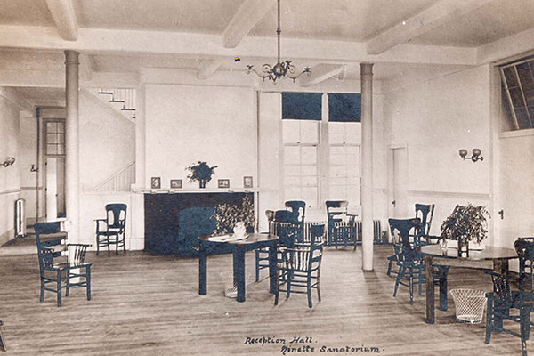 Postcard view of the reception hall at Ninette Sanatorium