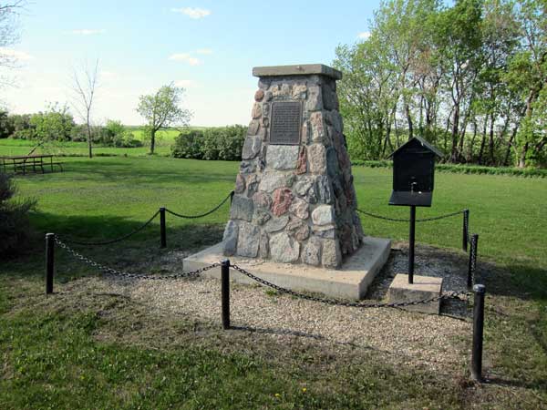 Norgate commemorative monument