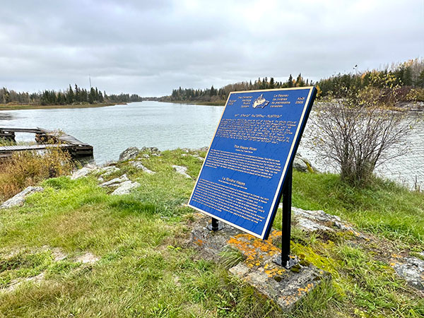 Hayes River commemorative plaque at Norway House