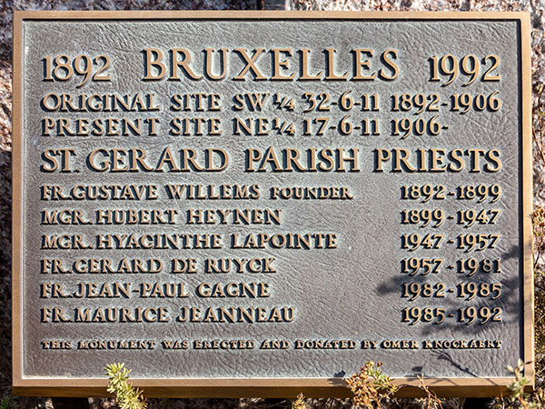 Plaque on the Old Bruxelles monument
