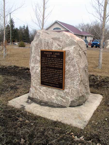 Pigeon Lake School commemorative monument