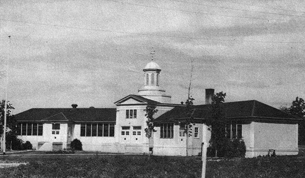 Postcard view of Pine Falls School