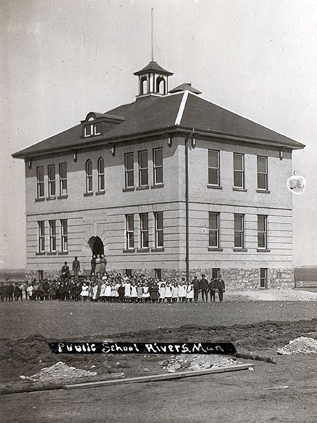 Postcard view of Rivers School No. 1484