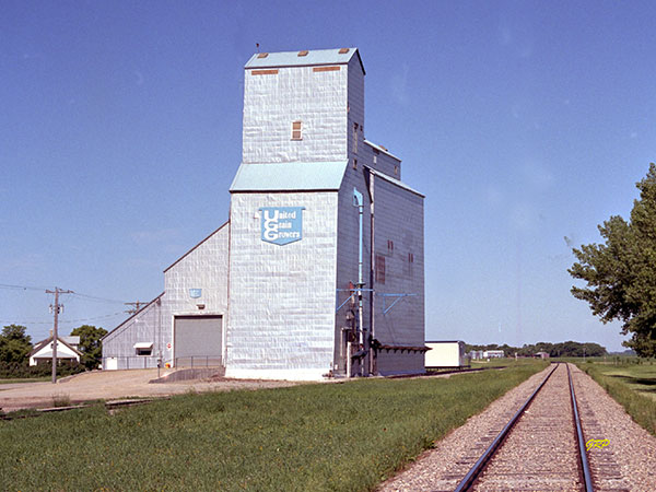 United Grain Growers grain elevator at Roland