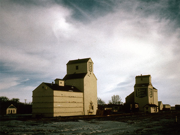 Grain elevators at Rosebank