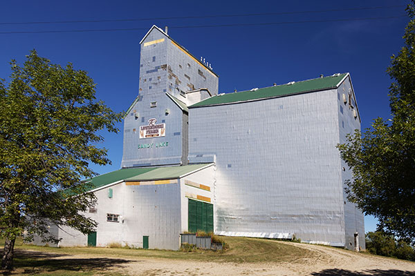 Former Manitoba Pool grain elevator B at Sandy Lake