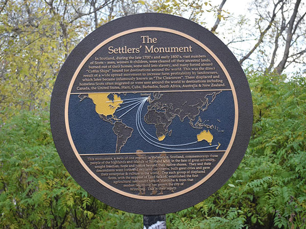 Plaque near the Selkirk Settlers Monument
