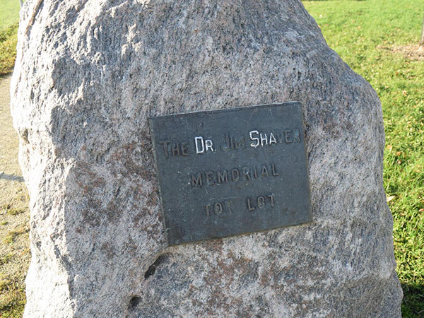Plaque on the Dr. Jim Shaver Memorial Park monument