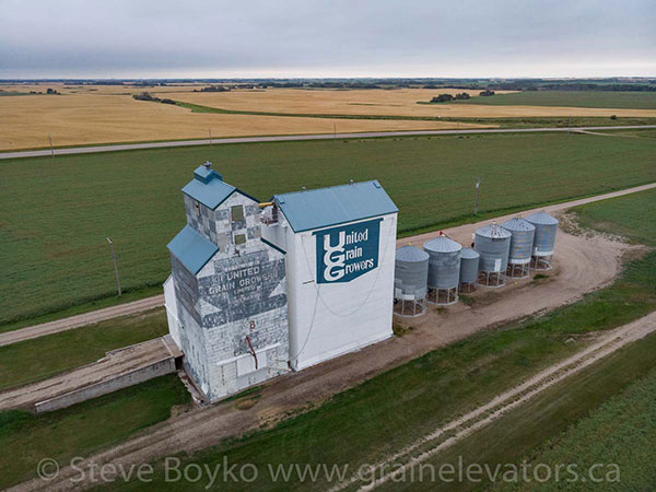 Aerial view of the newly repainted annex of the former United Grain Growers grain elevator at Silverton
