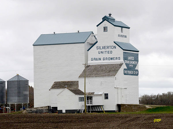 Former United Grain Growers grain elevator at Silverton
