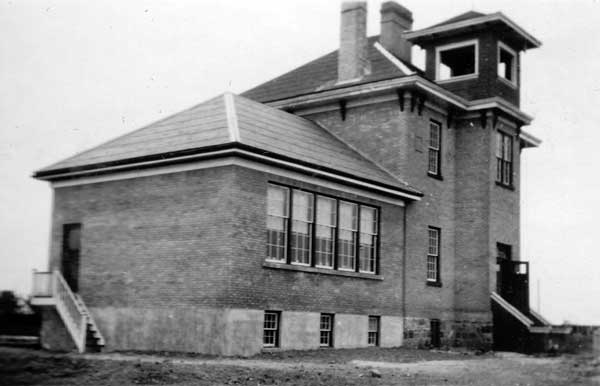 The second Sinclair School with a third classroom added