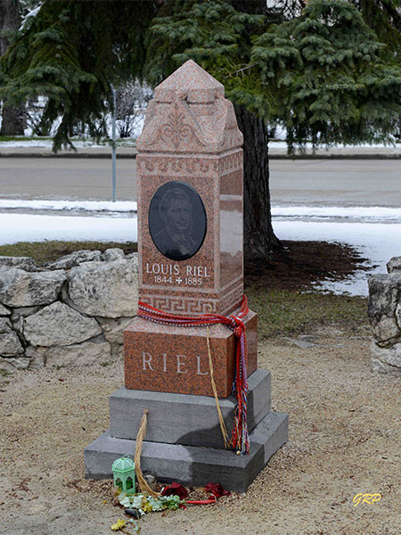 Louis Riel grave
