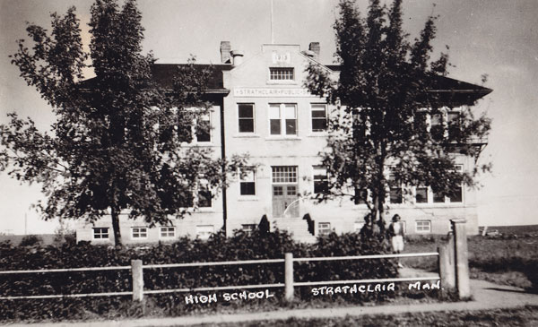 Postcard view of the Strathclair School building