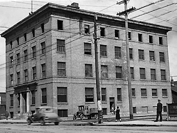 Historic Sites of Manitoba: YMCA North Winnipeg Building / St. Paul's ...